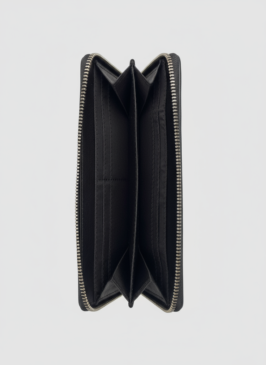The Clutch — Effortless Sophistication in Motion